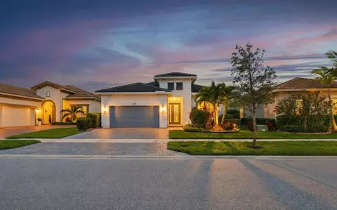 11160 SW Lunata Way, Port Saint Lucie, FL 34987