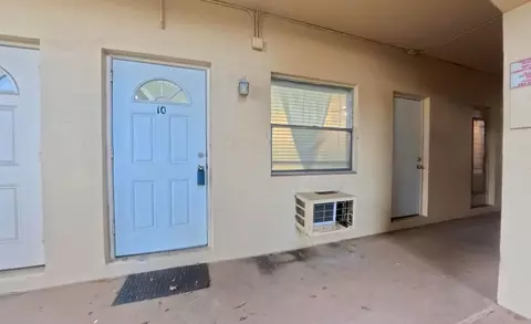 2621 Grant St #10A, Hollywood, FL 33020
