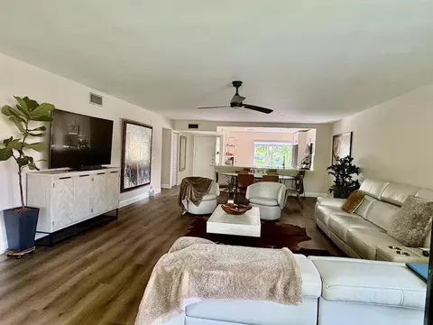 11280 Green Lake Dr #203, Boynton Beach, FL 33437