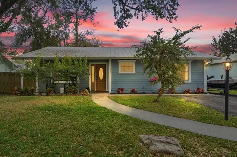 6555 5th Pl, Vero Beach, FL 32968