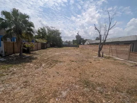921 N L St, Lake Worth Beach, FL 33460