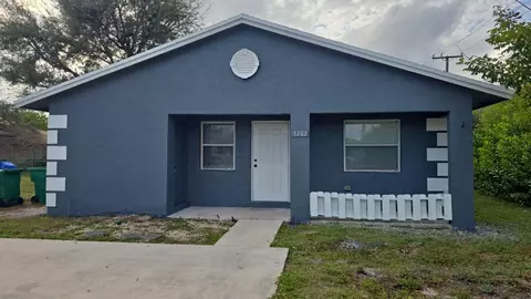 3282 NW 75th Way, Hollywood, FL 33024