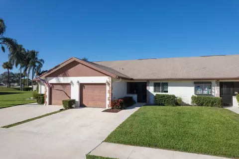 140 Moccasin Trl S, Jupiter, FL 33458