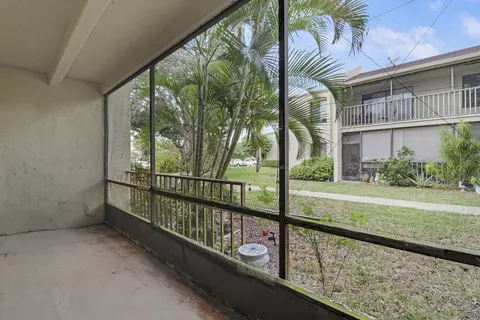 Exterior - 150 Pineview Rd #C4, Jupiter, FL 33469 photo 3 of 4