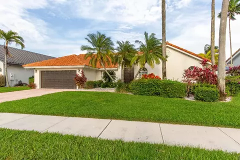 6155 Golf Villas Dr, Boynton Beach, FL 33437