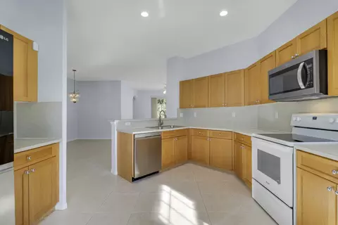 708 SW Rocky Bayou Ter, Port Saint Lucie, FL 34986