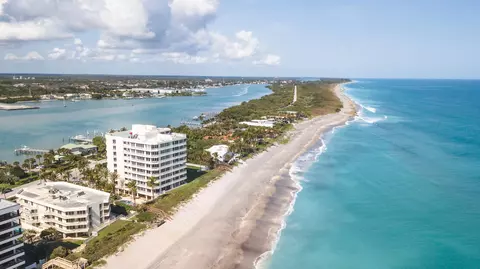 19950 S Beach Rd #4, Tequesta, FL 33469