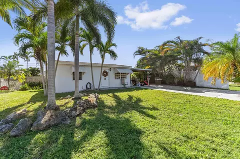 3013 Buckley Ave, Lake Worth, FL 33461