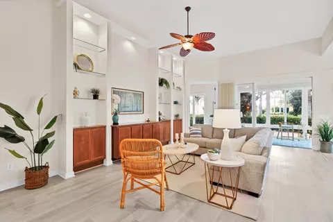 5194 Eleuthra Cir, Vero Beach, FL 32967