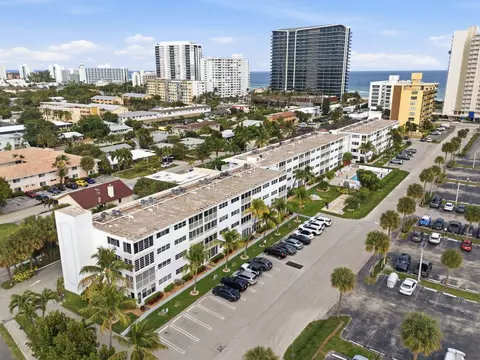 3221 NE 8th St #F305, Pompano Beach, FL 33062
