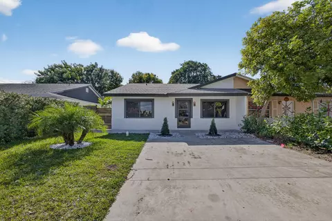 3900 Kenas St, West Palm Beach, FL 33403