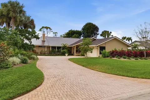 5081 SE Burning Tree Cir, Stuart, FL 34997