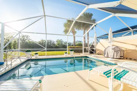 8544 SE Retreat Dr, Hobe Sound, FL 33455
