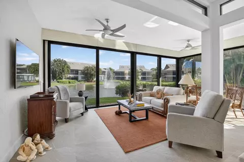 21222 Clubside Dr #D, Boca Raton, FL 33434