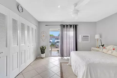46 Andover B, West Palm Beach, FL 33417