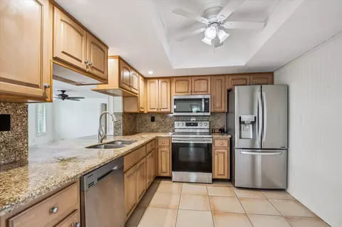2061 NE 54th St, Fort Lauderdale, FL 33308