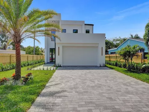 130 E Hart St, Lantana, FL 33462