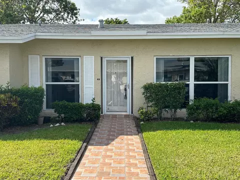 13749 Flora Pl #B, Delray Beach, FL 33484