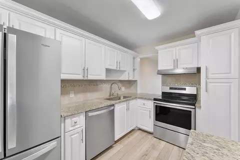 4381 Trevi Ct #305, Lake Worth, FL 33467
