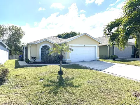 451 10th, Vero Beach, FL 32960