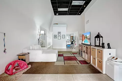 9471 SW 49th Pl, Cooper City, FL 33328
