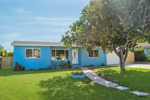 2017 Collier Ave, Lake Worth, FL 33461