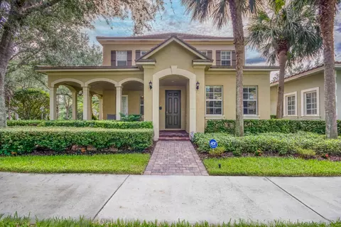 118 Foxford Ct, Jupiter, FL 33458