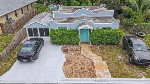 618 S Pine St, Lake Worth Beach, FL 33460