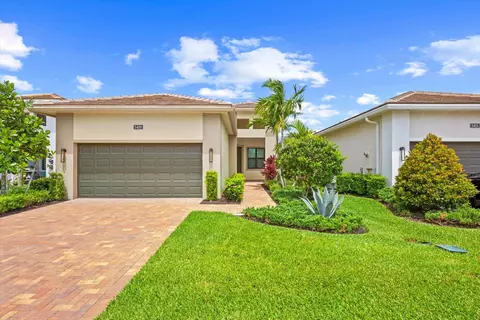 5409 Santa Rosa Ln, Westlake, FL 33470