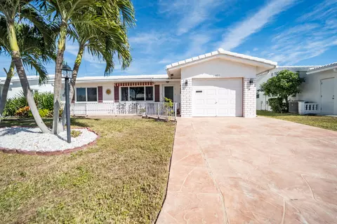 1507 Alfred Dr, Boynton Beach, FL 33426