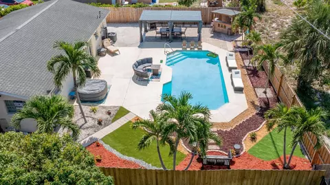 1416 W Hardee St, Lantana, FL 33462