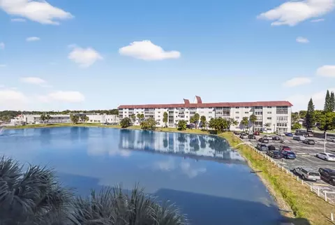 4751 NW 21st St #417, Lauderhill, FL 33313