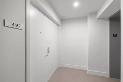 700 NE 24th St #4601, Miami, FL 33137