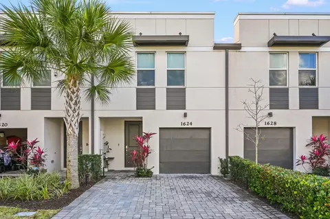 1624 Lindley St, West Palm Beach, FL 33407
