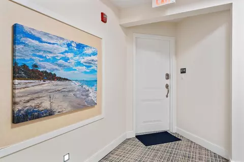 814 Bay Colony Dr S, Juno Beach, FL 33408