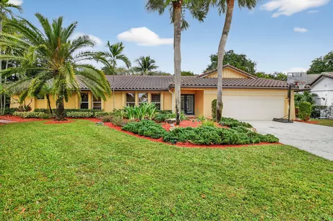 20894 Escudo Dr, Boca Raton, FL 33433