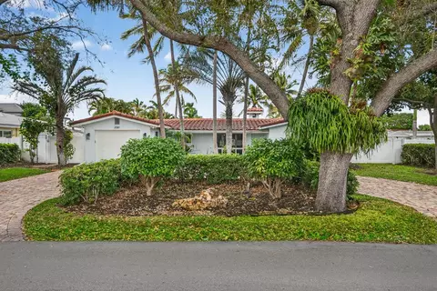 2081 NE 25th St, Lighthouse Point, FL 33064