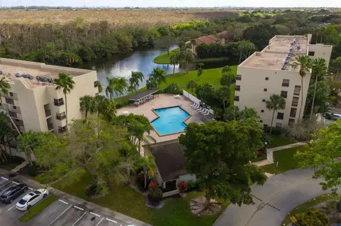3100 NW 42nd Ave #D404, Coconut Creek, FL 33066