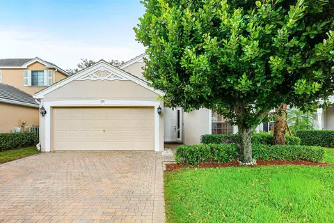 139 Berenger Walk, Royal Palm Beach, FL 33414