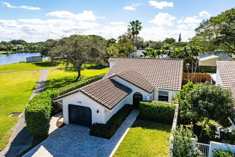 2105 NW 12th St, Delray Beach, FL 33445