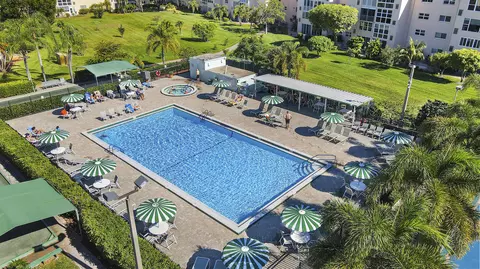 2515 NE 2nd Ct #315, Boynton Beach, FL 33435