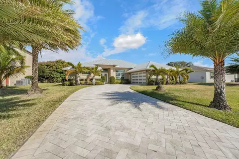 1265 SW Milan Ln, Port Saint Lucie, FL 34953