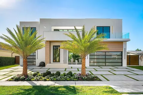 750 NE 69th St, Boca Raton, FL 33487