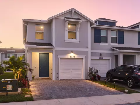 Exterior - 5735 SEdgewater Cir, Stuart, FL 34997 photo 2 of 8