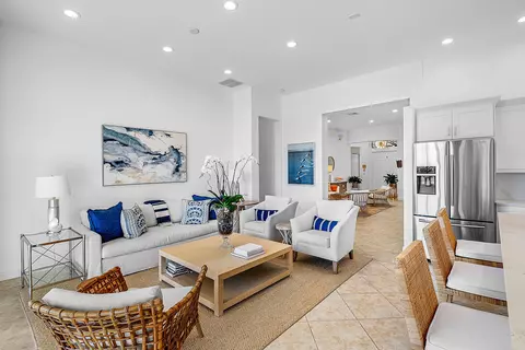 9666 Via Elegante, Wellington, FL 33411