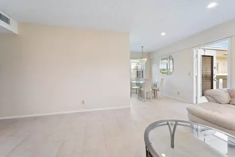 200 Dorset E, Boca Raton, FL 33434 photo 6