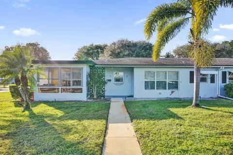515 High Point Dr #A, Delray Beach, FL 33445
