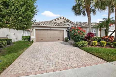6877 Castlemaine Ave, Boynton Beach, FL 33437