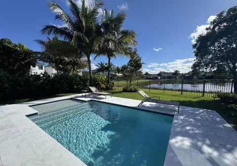 8606 Tower Bridge Ct, Boca Raton, FL 33496