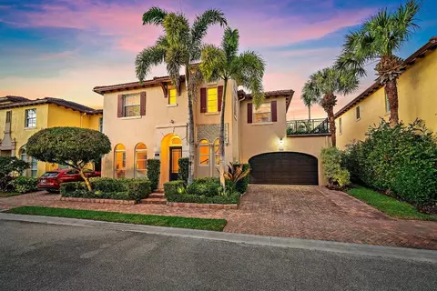 107 Via Poinciana, Boca Raton, FL 33487
